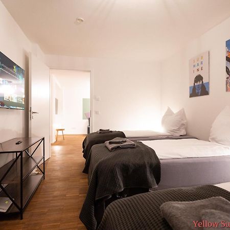 Ko-Living - Beatles Und Banksy Suites & Studios Am Eselsbrunnen - Altstadt - Kueche Halle  Eksteriør billede