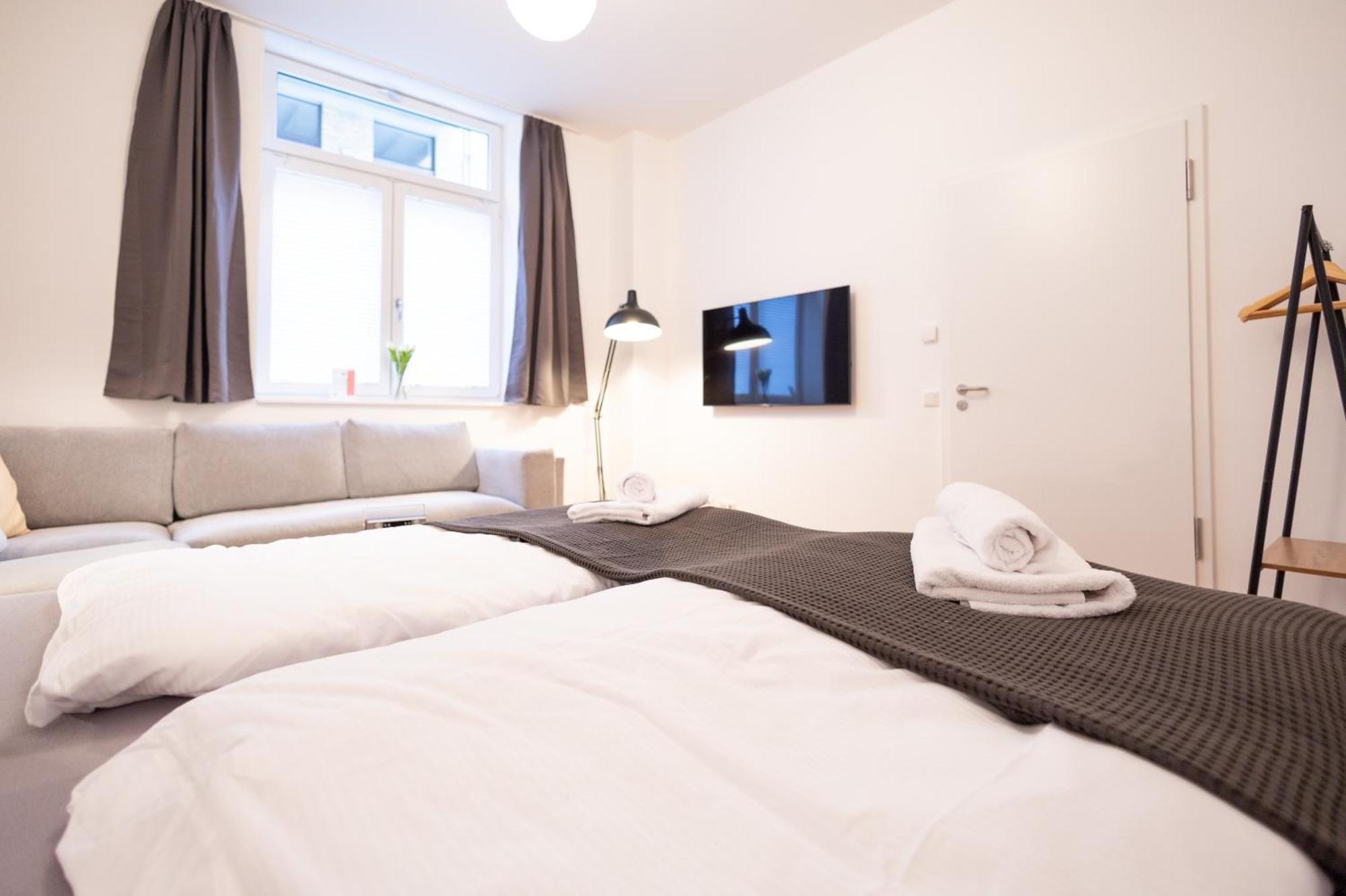 Ko-Living - Beatles Und Banksy Suites & Studios Am Eselsbrunnen - Altstadt - Kueche Halle  Eksteriør billede