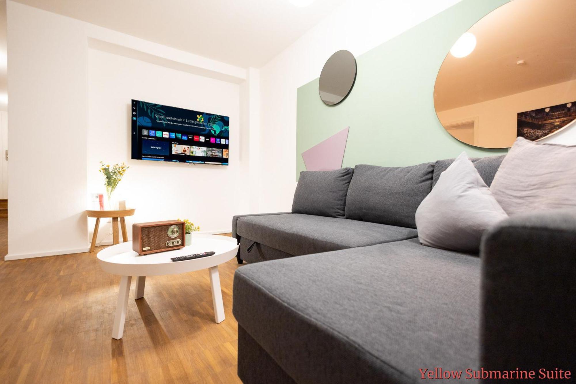 Ko-Living - Beatles Und Banksy Suites & Studios Am Eselsbrunnen - Altstadt - Kueche Halle  Eksteriør billede