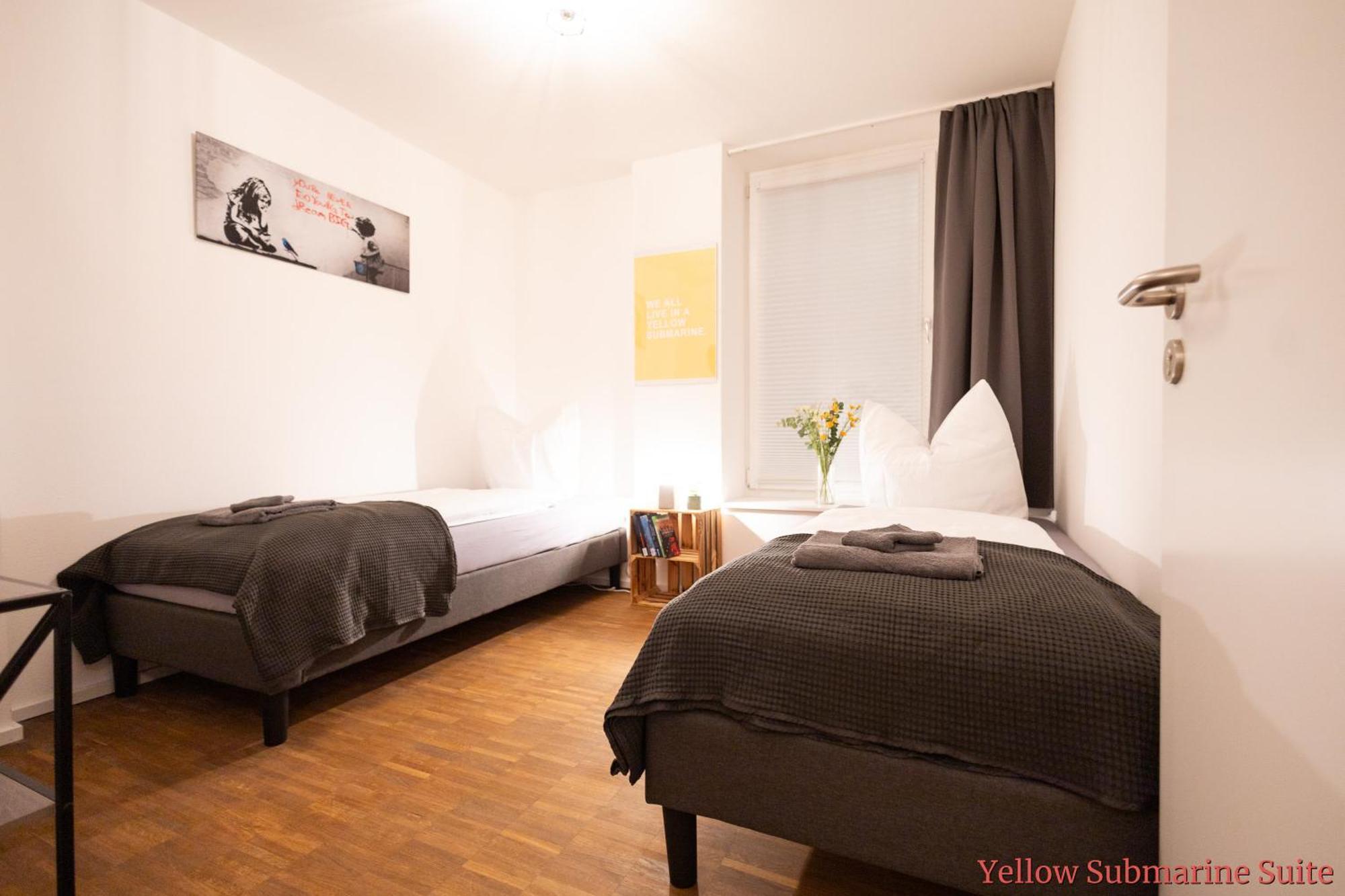 Ko-Living - Beatles Und Banksy Suites & Studios Am Eselsbrunnen - Altstadt - Kueche Halle  Eksteriør billede